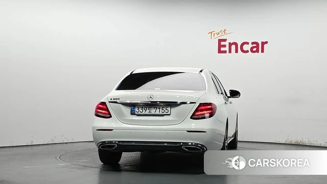 Mercedes-Benz E-Class W213 id 4384638 из Кореи 23