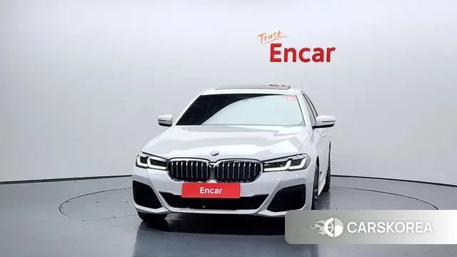 BMW 5 Series (G30) id 3600039 из Кореи 13