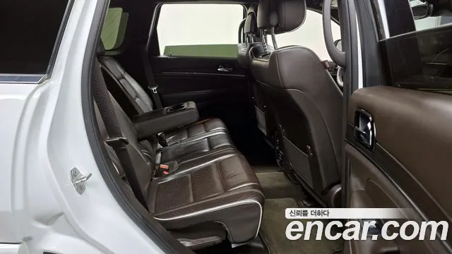 Jeep Grand Cherokee id 2636608 из Кореи 13