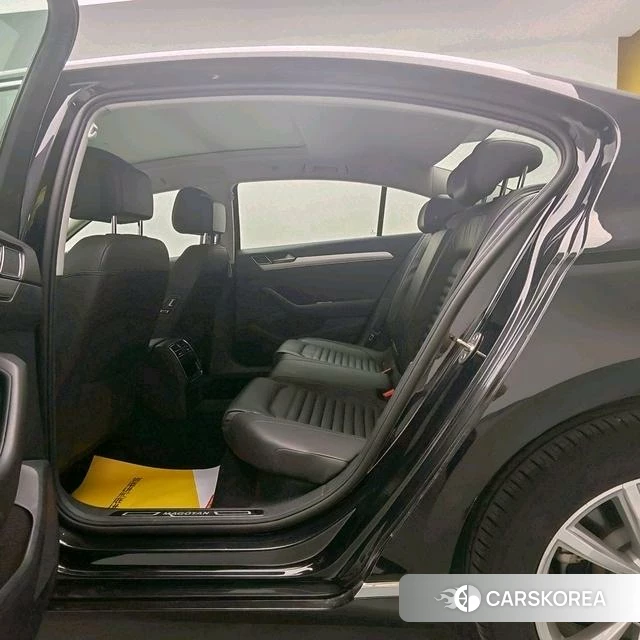 Volkswagen Magotan id 4235885 из Китая 13