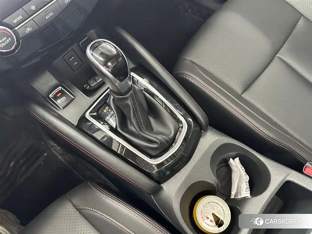 Nissan Qashqai 2022 Черный из Китая, фото 4