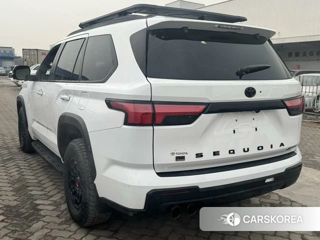 Toyota Sequoia id 4272156 из Китая 9