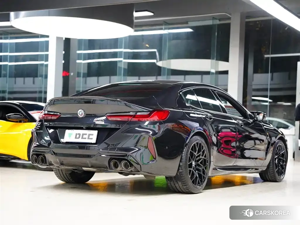 BMW M8 id 4559875 из Китая 23