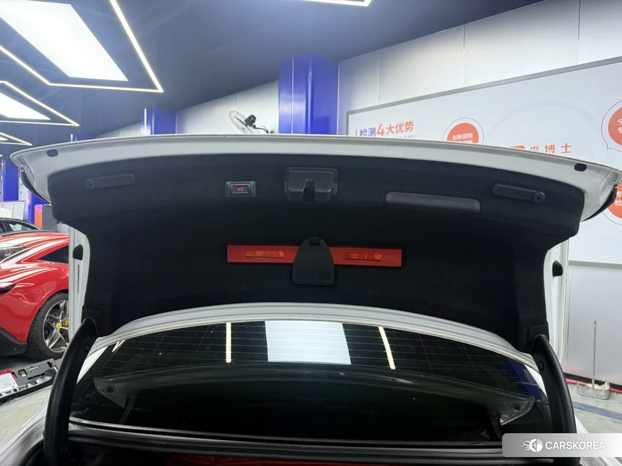 Audi A4L 2023 Белый из Китая, фото 6