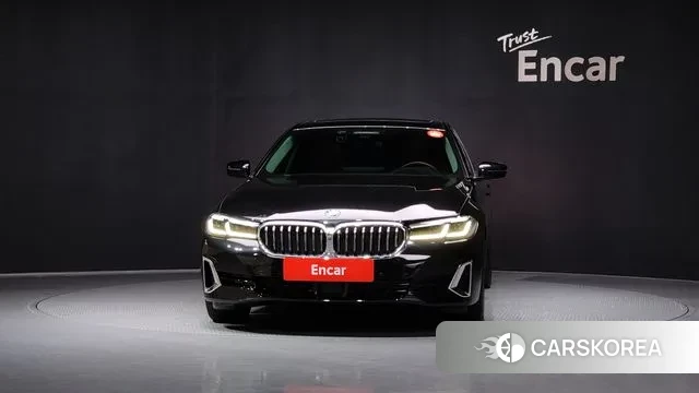 BMW 5 Series (G30) id 3467568 из Кореи 13