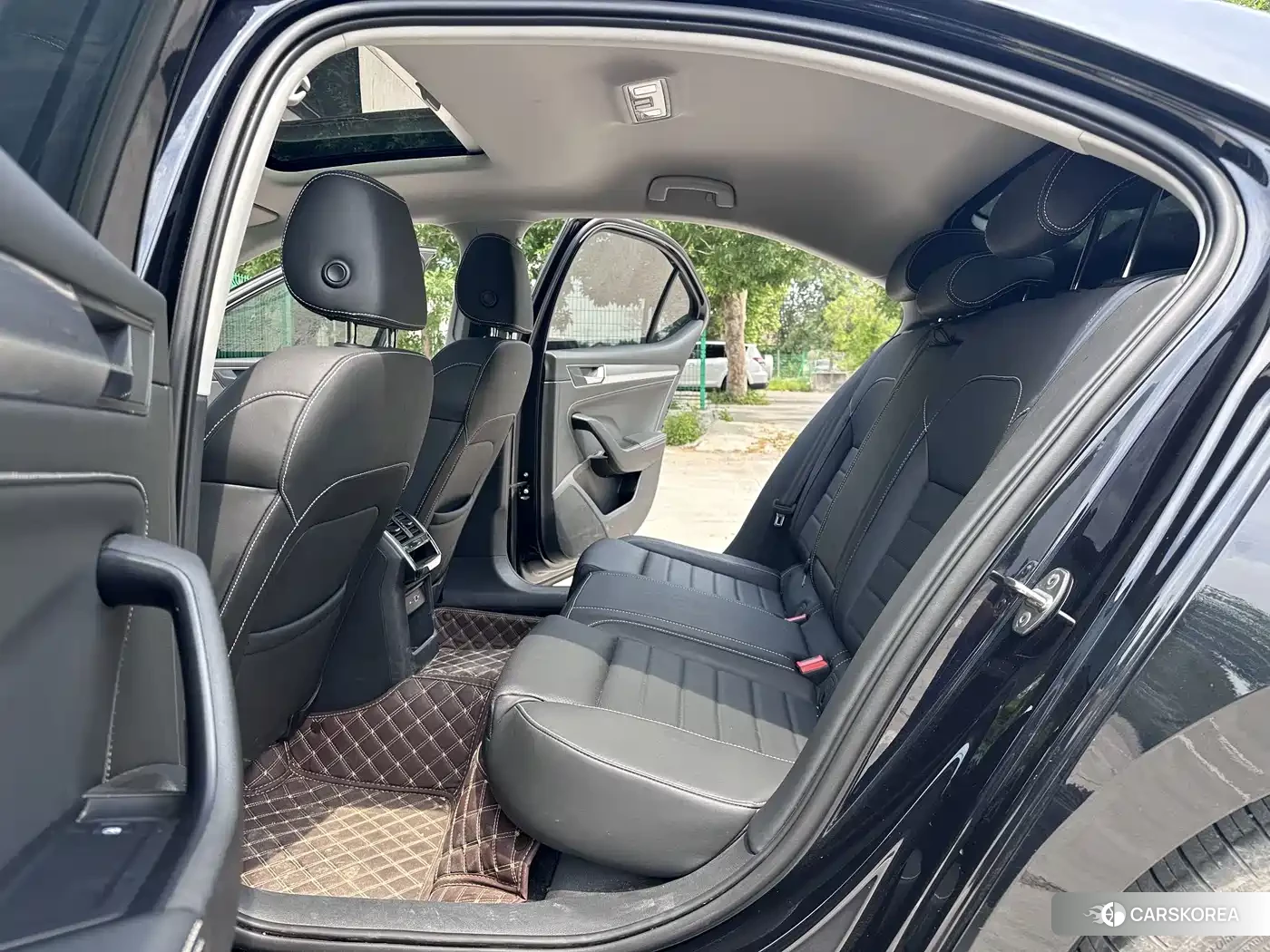 Skoda Superb 2024 Черный из Китая, фото 3