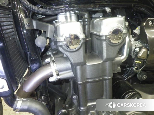 Engine photo
