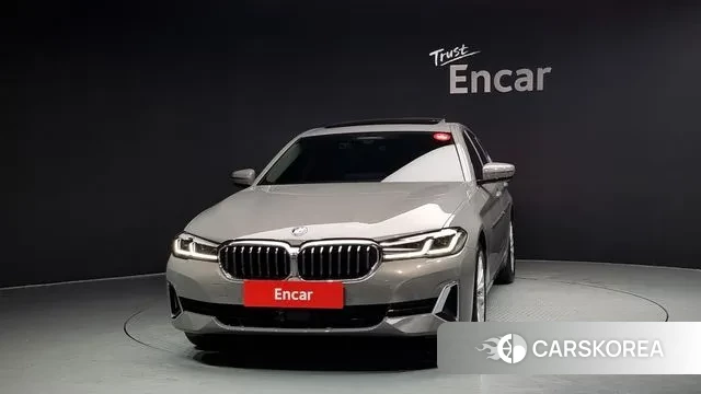 BMW 5 Series (G30) id 2894772 из Кореи 13