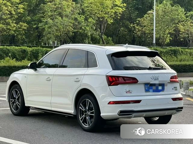 Audi Q5L id 4278756 из Китая 8