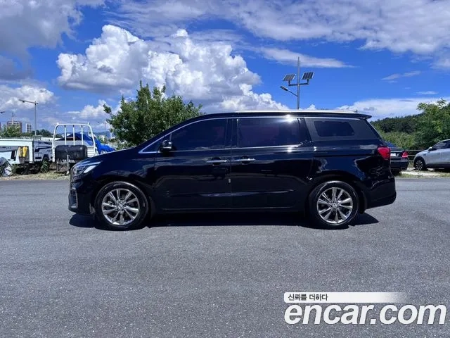 Kia The New Carnival id 2951461 из Кореи 13