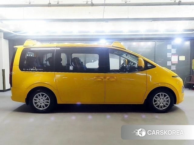 Hyundai Staria id 4701518 из Кореи 13