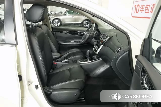 Nissan TIIDA id 4273611 из Китая 17