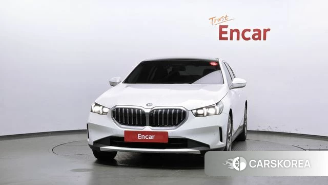 BMW 5 Series (G60) id 4706510 из Кореи 22