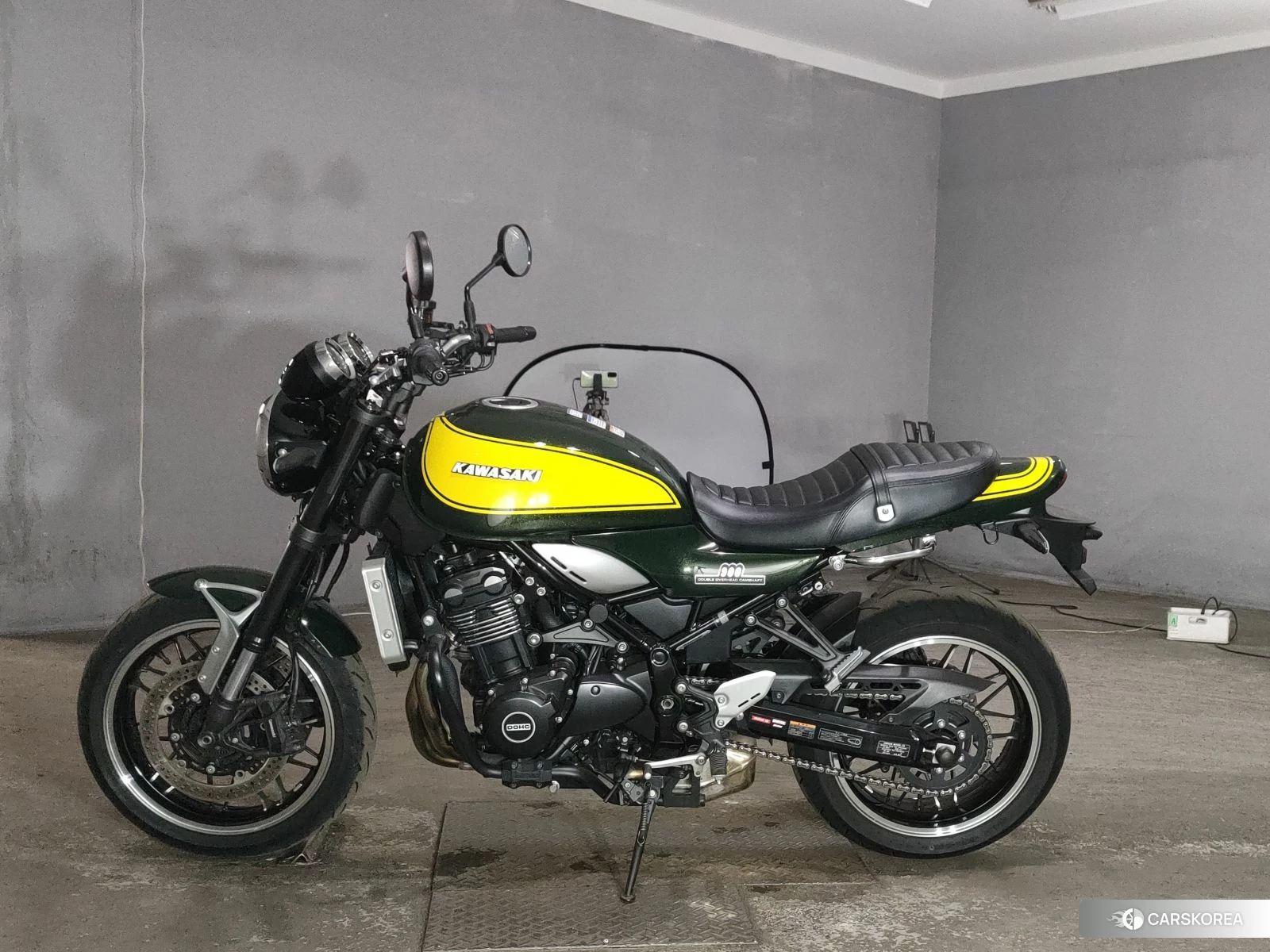 Kawasaki Z900RS 2023 из Японии