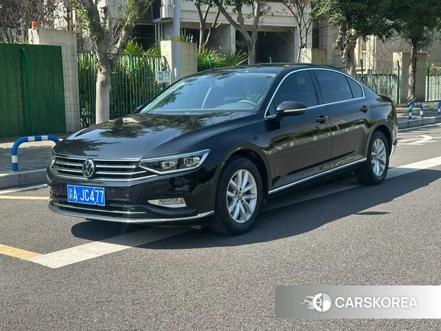 Volkswagen Magotan 2022 Черный из Китая, фото 3