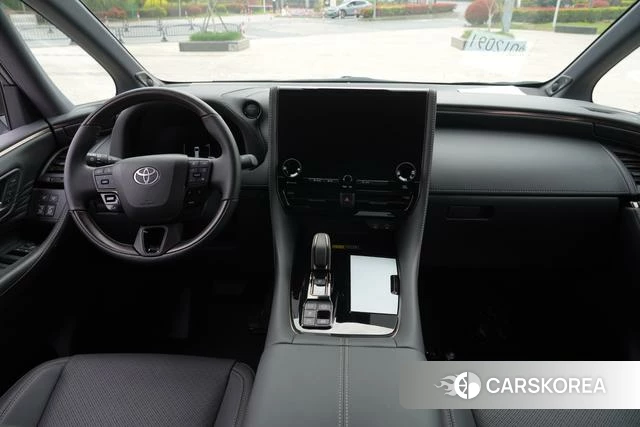 Toyota Elfa 2026 Черный из Китая, фото 3