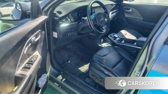 Kia Niro Plus 2022 Серый из Кореи, фото 4