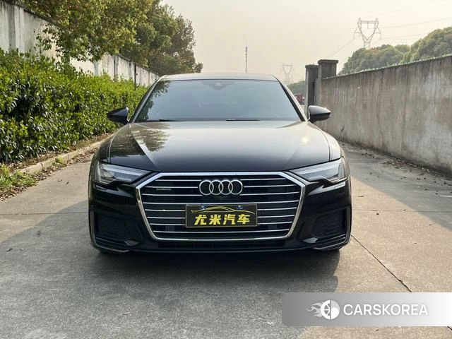 Audi A6L id 4328978 из Китая 9