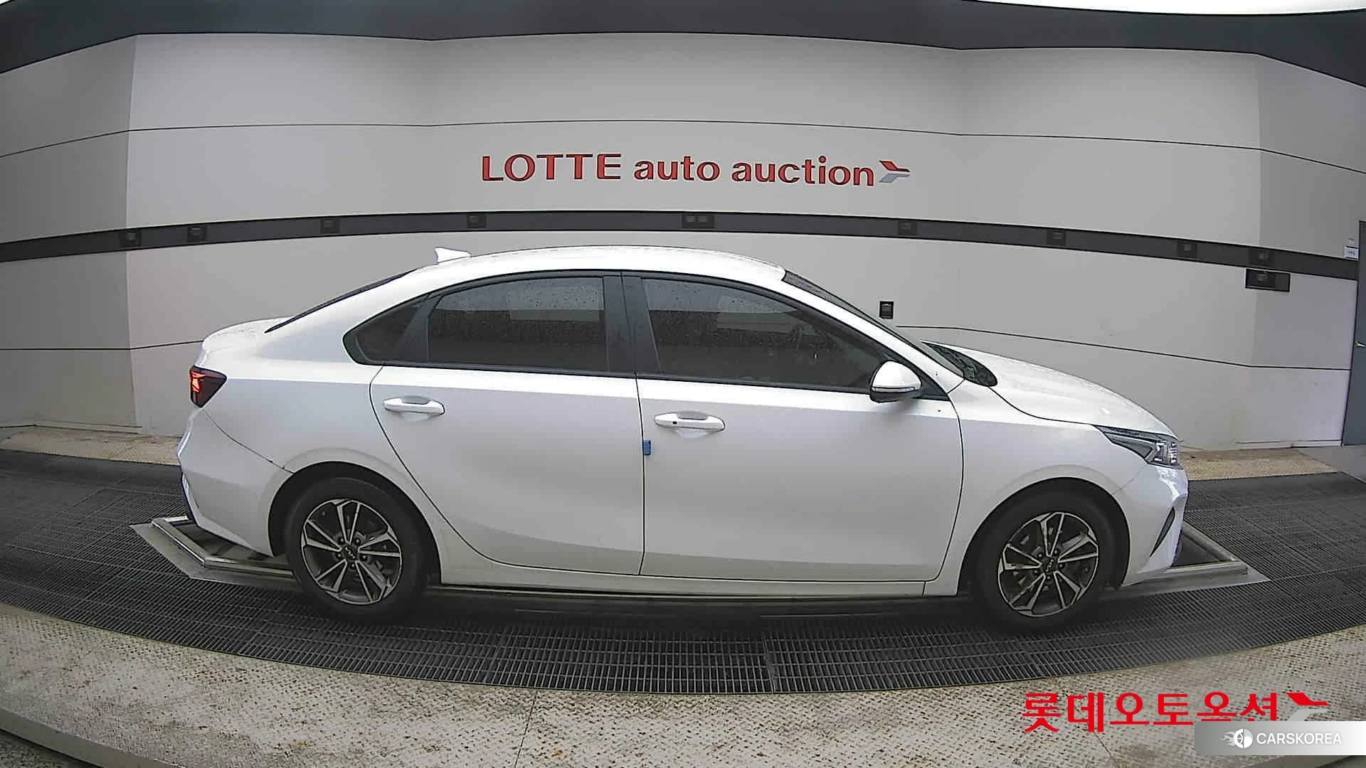 Kia K3 id 4352364 из Кореи 23