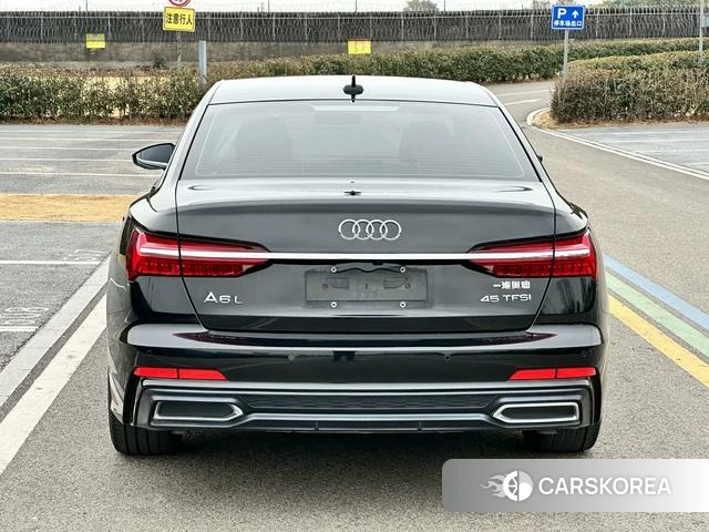 Audi A6L id 4298384 из Китая 12