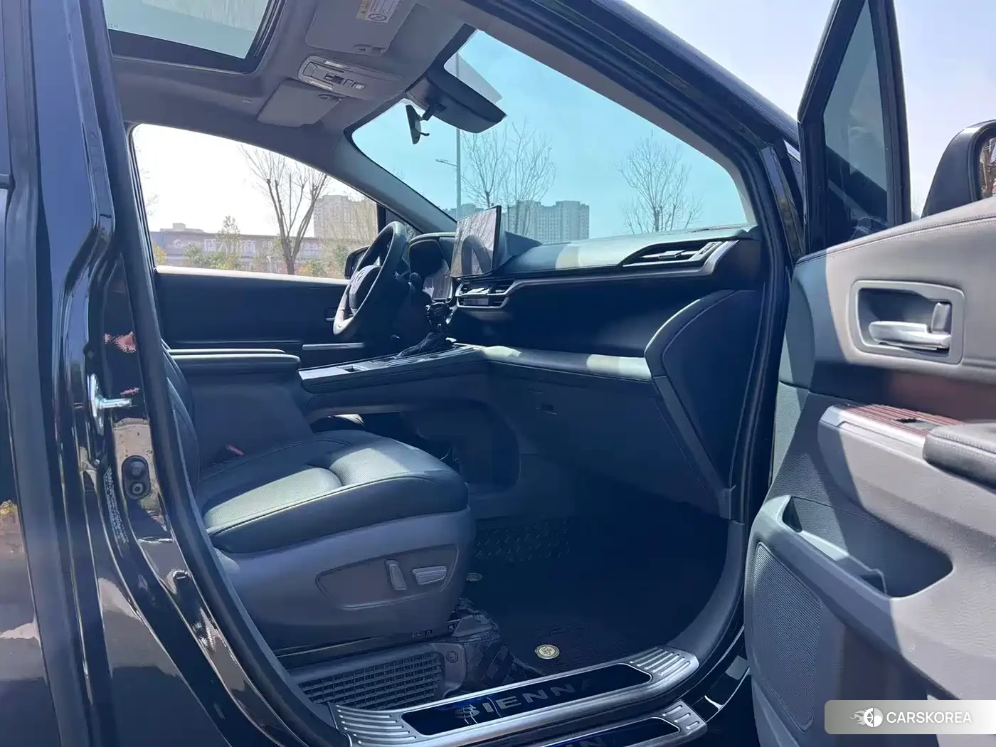Toyota Sienna id 4583796 из Китая 12