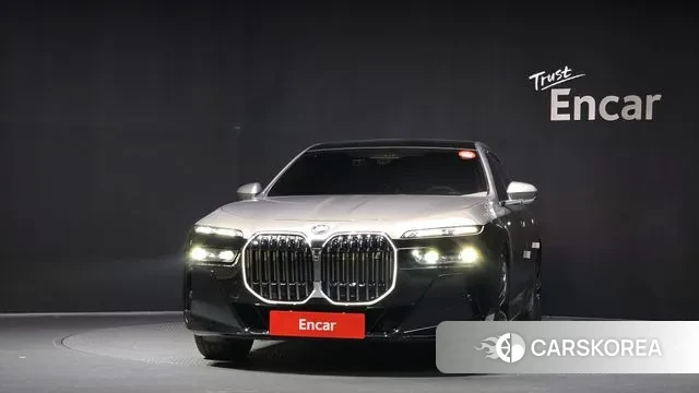 BMW i7 (G70) id 2904924 из Кореи 13