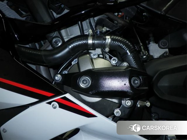 Engine photo