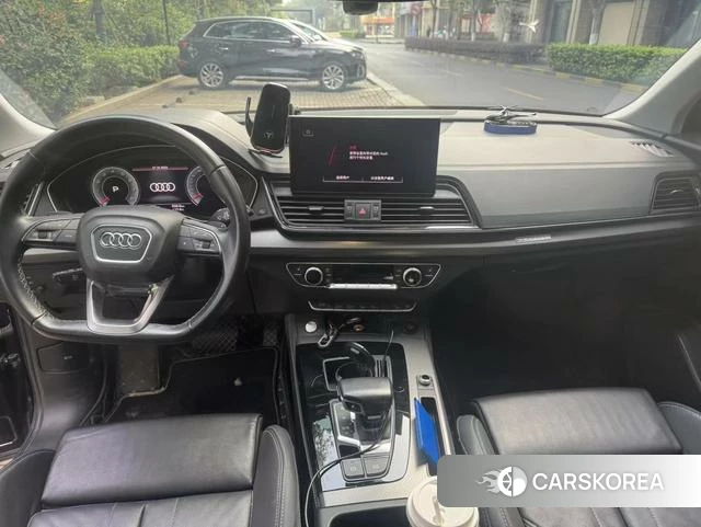 Audi Q5L 2021 Черный из Китая, фото 3