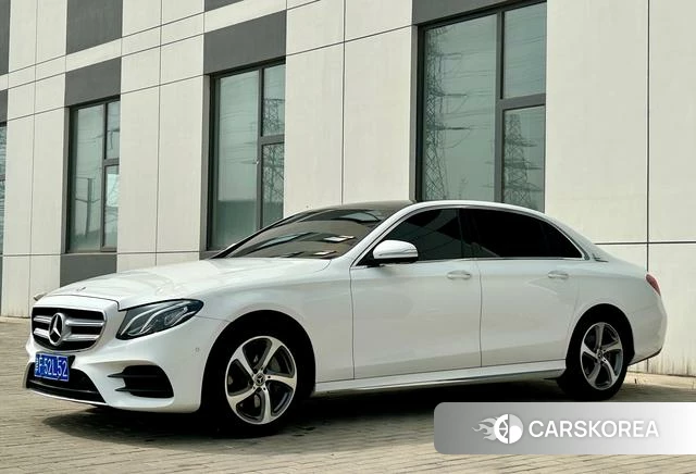 Mercedes-Benz E-class 2018 Белый из Китая, фото 3