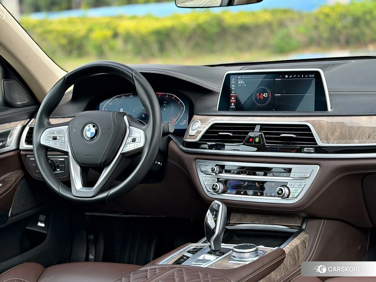 BMW 7 series id 4467495 из Китая 13