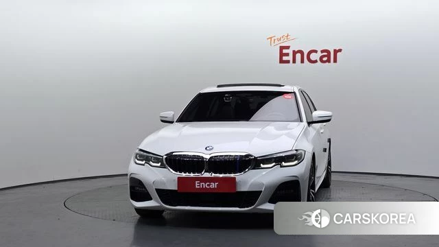 BMW 3 Series (G20) id 4631950 из Кореи 23