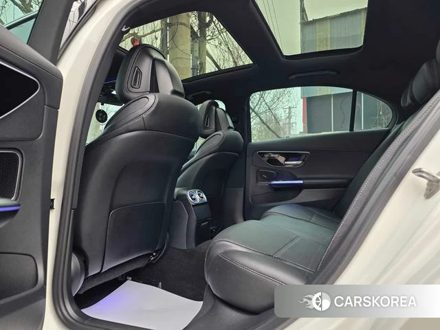Mercedes-Benz Class C 2022 Белый из Китая, фото 3