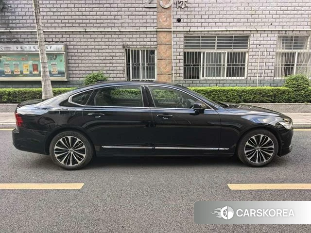 Volvo S90 2024 Черный из Китая, фото 3