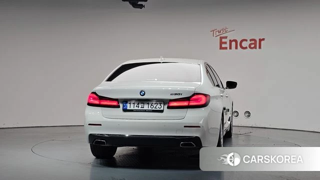 BMW 5 Series (G30) id 4408598 из Кореи 23