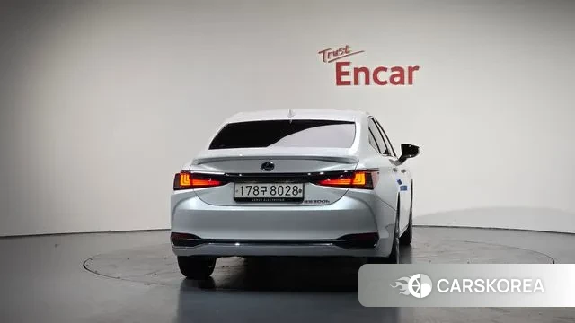 Lexus ES300h 7th generation id 3420146 из Кореи 13