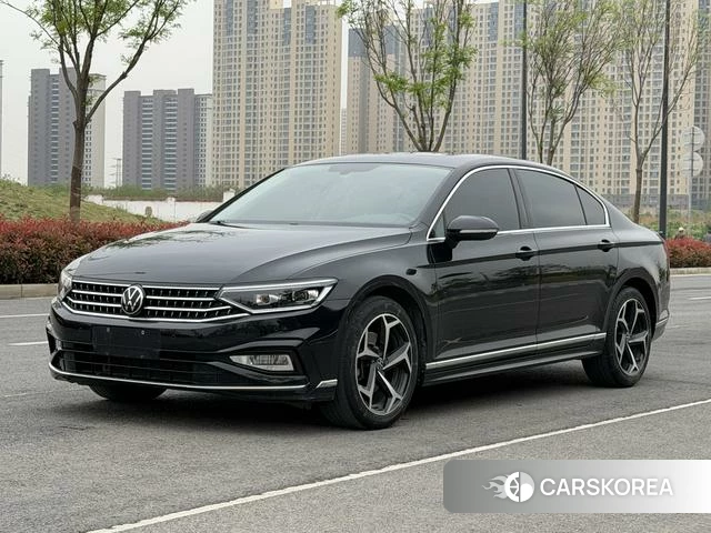 Volkswagen Magotan 2023 Черный из Китая, фото 3