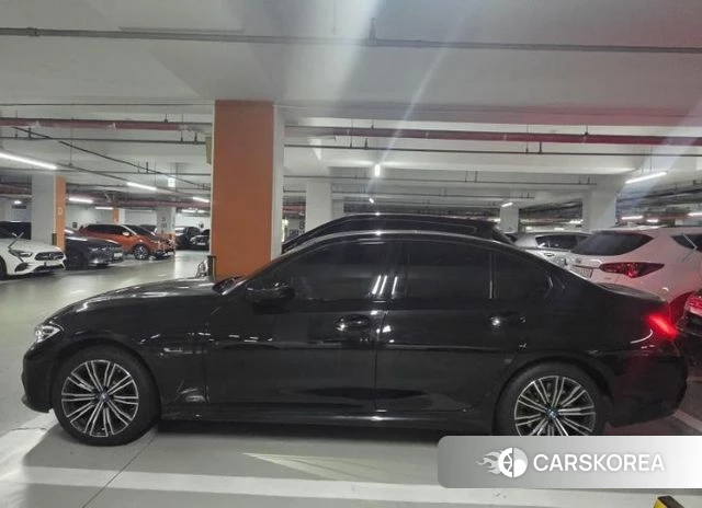 BMW 3 Series (G20) 2022 Черный из Кореи, фото 3