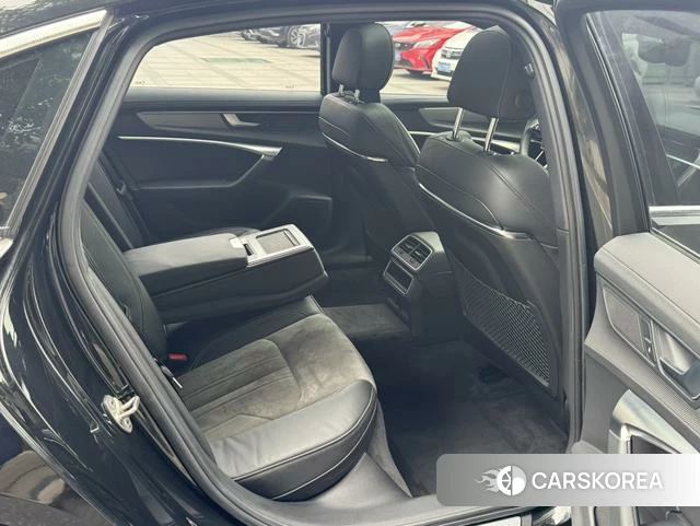 Audi A6L id 4333743 из Китая 19