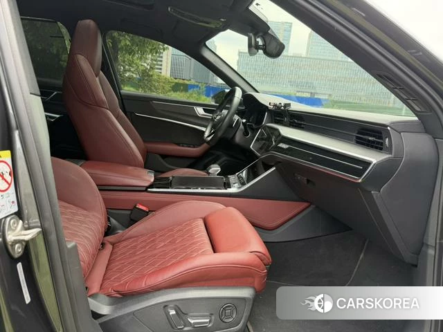 Audi S6 2022 Темно-серый из Китая, фото 6