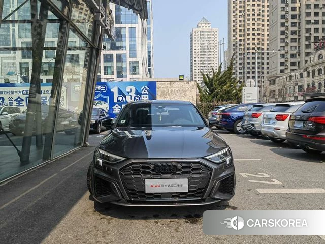 Audi A3 2023 Темно-серый из Китая, фото 3