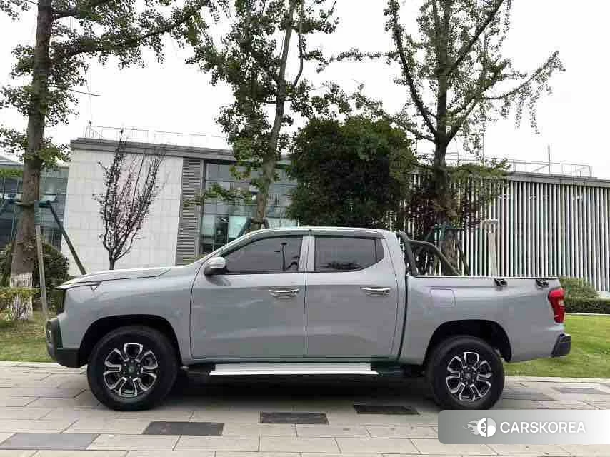 Chang'an Hunter 2024 Серебристо-серый из Китая, фото 3