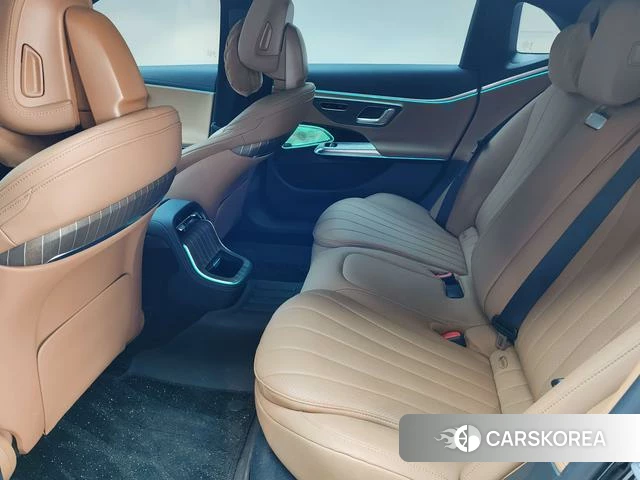Mercedes-Benz E-class id 4297296 из Китая 13