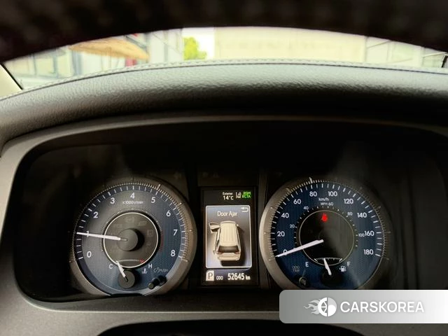 Toyota Sienna id 4239684 из Китая 10