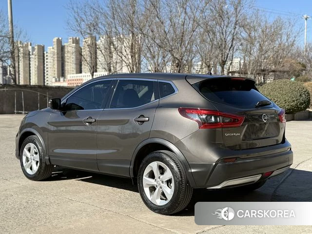 Nissan Qashqai 2021 Темно-серый из Китая, фото 3