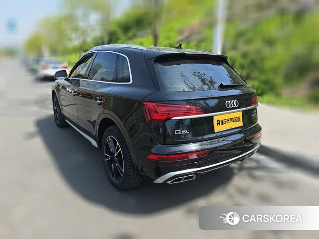 Audi Q5L 2022 Черный из Китая, фото 3