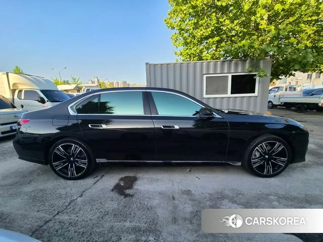 BMW 7 Series (G70) id 4322901 из Кореи 12