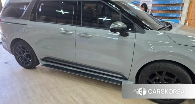 Kia The New Carnival 4th Generation 2024 Серебристо-серый из Кореи, фото 4