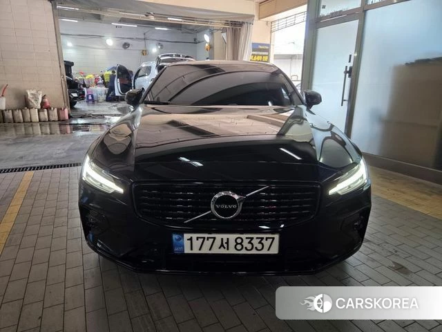 Volvo S60 3rd generation 2022 Черный из Кореи, фото 4