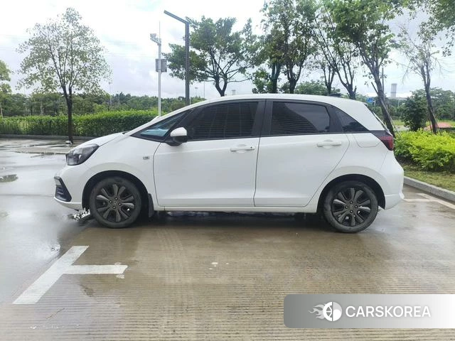 Honda Fit 2022 Белый из Китая, фото 3