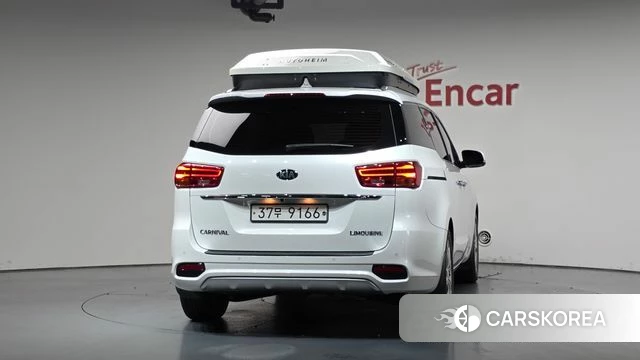 Kia The New Carnival id 4557515 из Кореи 23